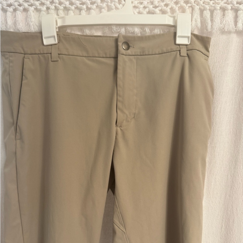 LuluLemon ABC Pants
34x32
